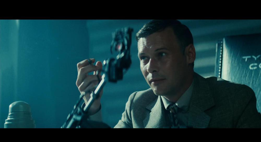 银翼杀手.Blade.Runner.The.Final.Cut.1982.BluRay.1080p.2Audio.x264.AAC-TYZH.国英.jpg