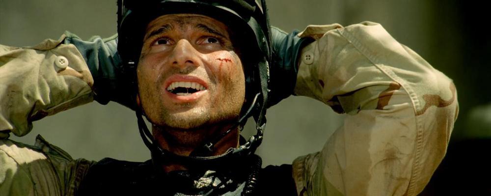 黑鹰坠落（加长版）.Black.Hawk.Down.2001.Extended.Cut.BluRay.1080p.x264.AAC-TYZH..jpg