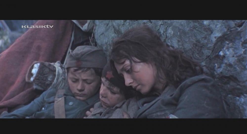 苏捷斯卡战役 Sutjeska.1973.KLASIKTV.1080P.国英双语.中英字幕.mkv_20180123_082747.865.jpg