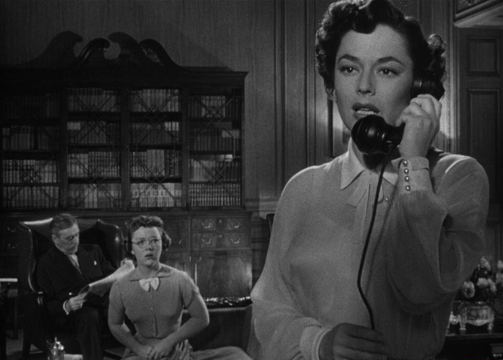 [火车怪客].Strangers.on.a.Train.1951.BluRay.720p.x264.AC3.2Audios-CMCT.mkv_20180.jpg