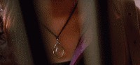 [异度空间].Inner.Senses.2002.gif