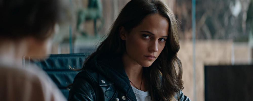 古墓丽影：源起之战.Tomb.Raider.2018.BluRay.1080p.x264.AAC-TYZH.上译公映国语，英语_2018.jpg
