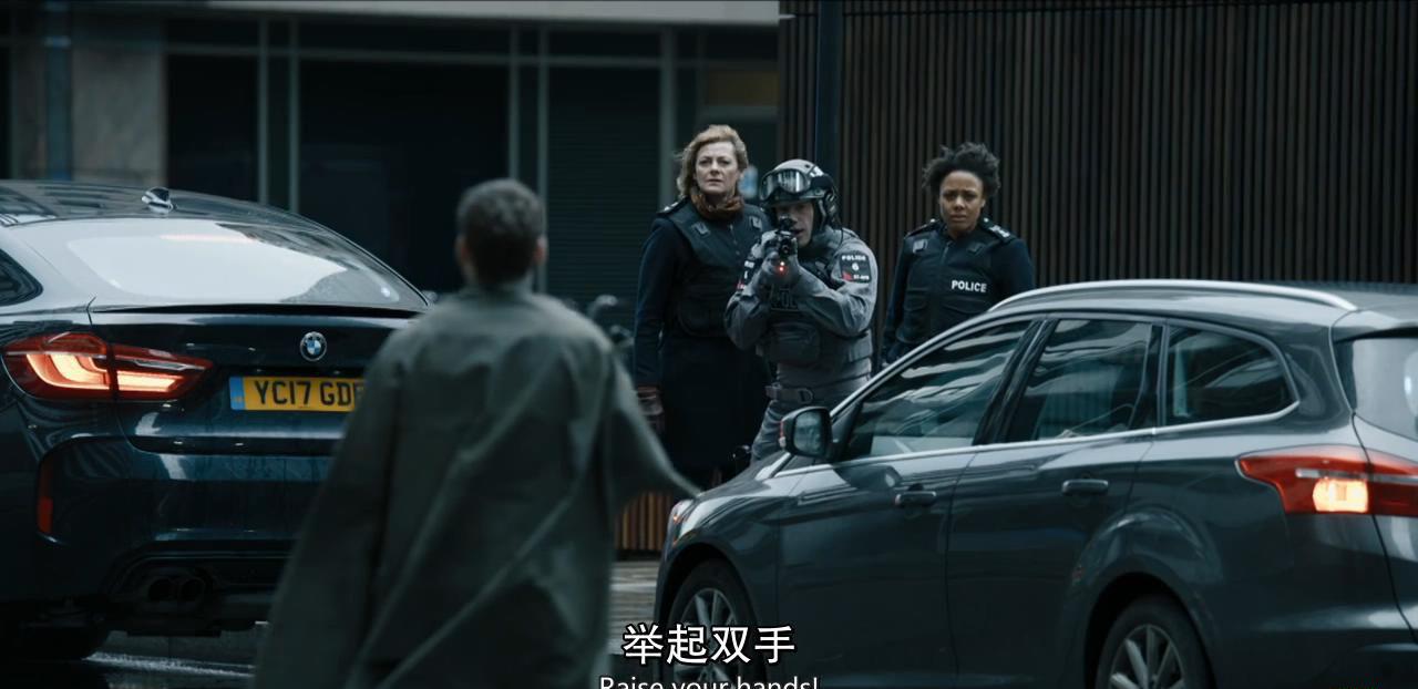 保镖.Bodyguard.S01E06.中英字幕.HDTVrip.720P-人人影视_20190202135537.JPG