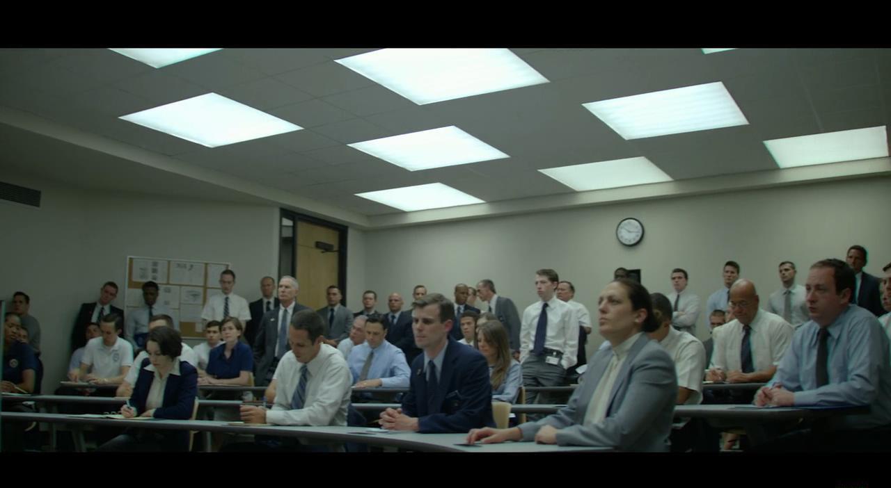 [2tu影院82tu.cc]心理神探.Mindhunter.S01E01.720P中英字幕_20190329104316.JPG
