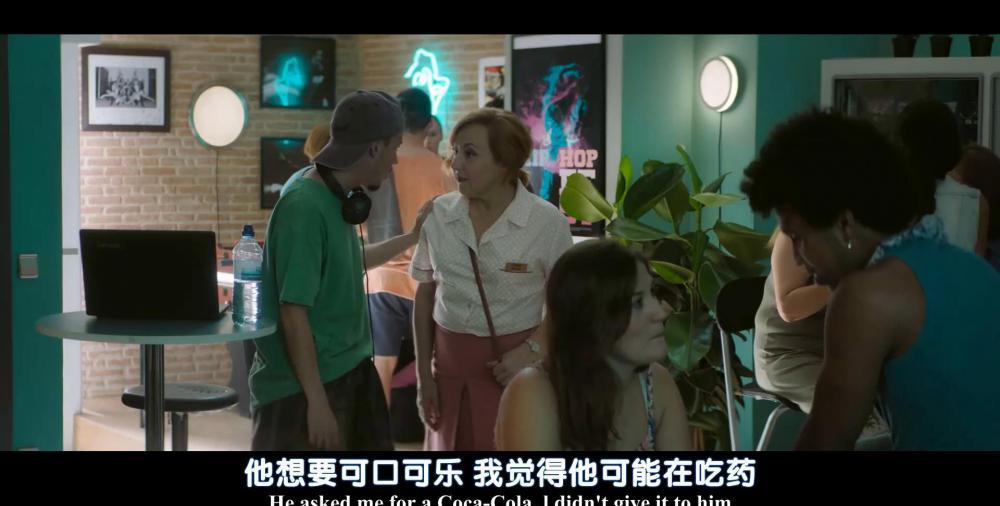 我的妈咪金摇摆.la.tribu.2018.HD1080P.X264.AAC.Spanish.CHS-ENG_20190413182037.JPG