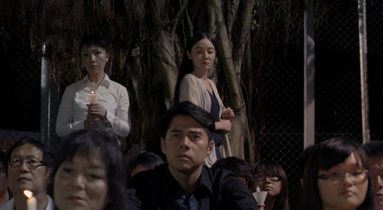 Enthralled.2013.720p.BluRay.x264-WiKi.mkv_20190418_083055.261.jpg