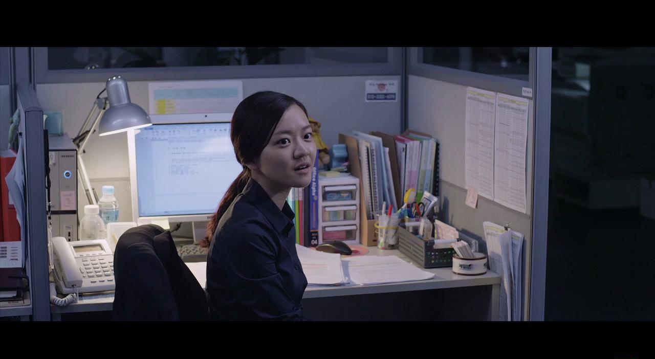 Office.2014.720p.HDRip.H264-ReHD_20190529003402.JPG