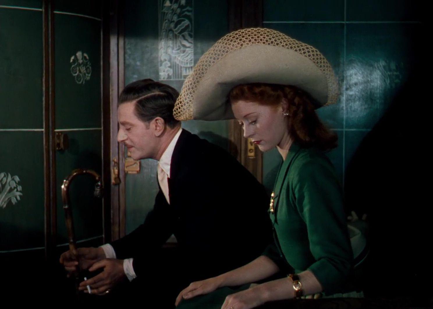 The.Red.Shoes.1948.720p.BluRay.x264.YIFY.mkv_20191105_222655.211.jpg