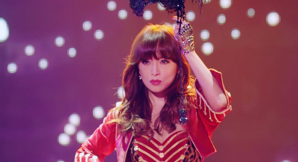 [浜崎あゆみ][2015]ARENA TOUR 2015 A～真夜中のサーカス～The FINAL.TS_snapshot_00.03.46_.jpg