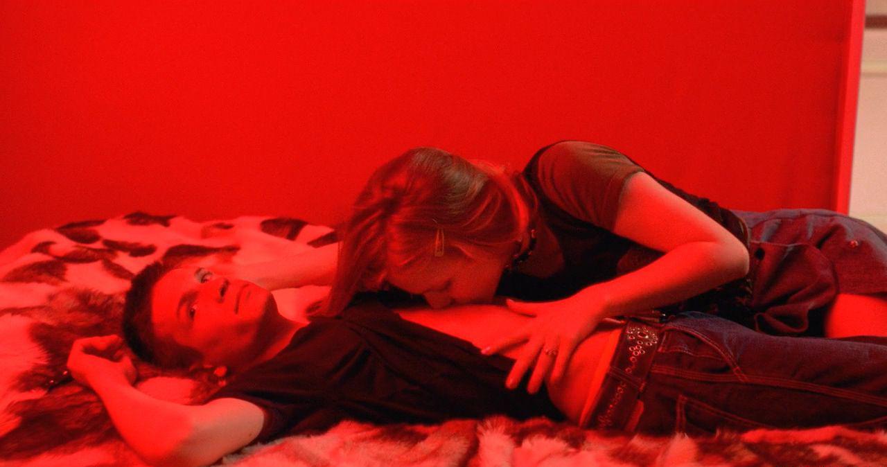 Les.Amants.Criminels.1999.FRENCH.720p.BluRay.x264-CherryCoke.mkv_20200627_101653.102.jpg