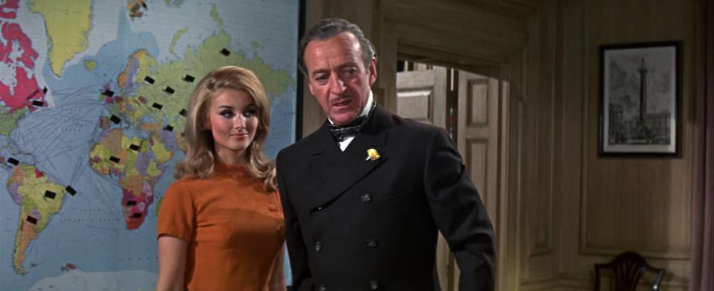 Casino Royale 1967 (1080p x265 10bit apekat).mkv_20200426_205752.271.jpg