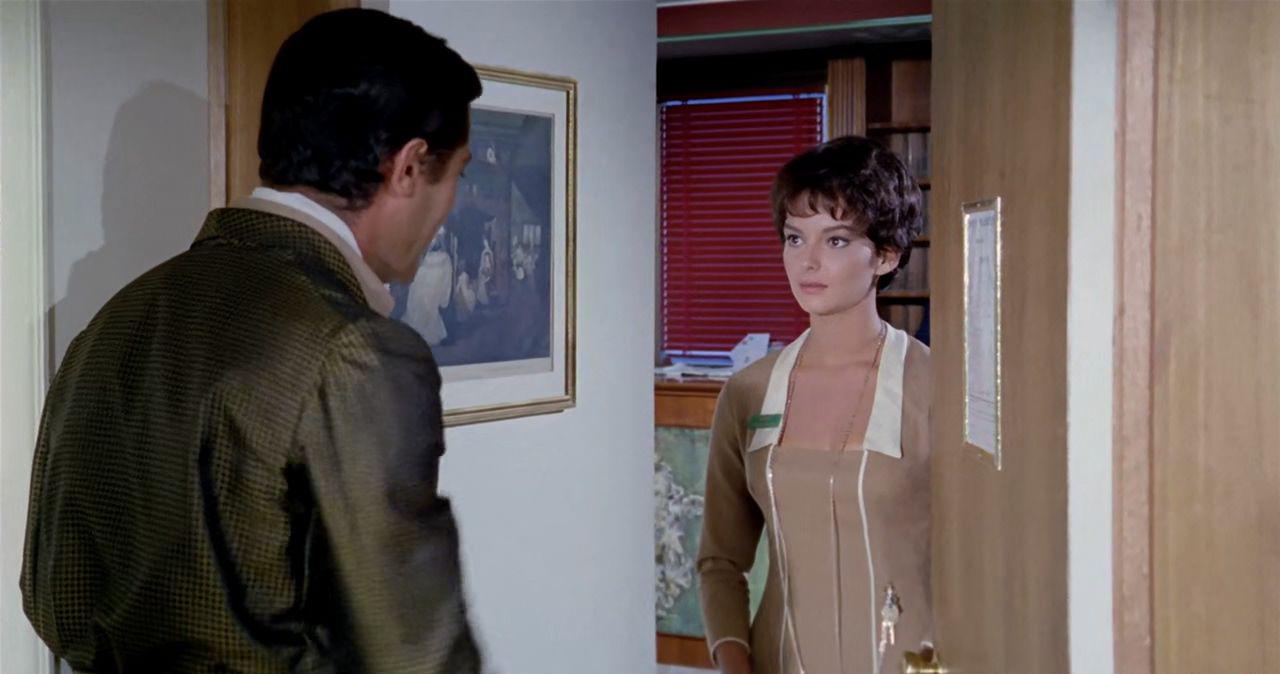 Casanova 70 (1965).BRRip.720p.HEVC.PlamenNik.mp4_20200523_082103.605.jpg