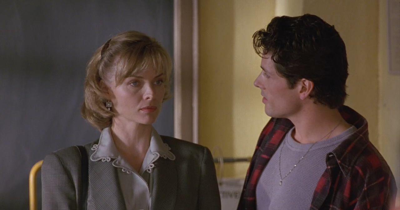 Dangerous.Minds.1995.720p.WEB-DL.AAC2.0.H264-FGT.mkv_20190824_233135.262.jpg