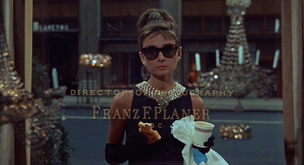 蒂凡尼早餐.Breakfast.at.Tiffany's.1961.BDRip.x264.2Audio.AC3.iNT-NowYS.mkv_202007.jpg