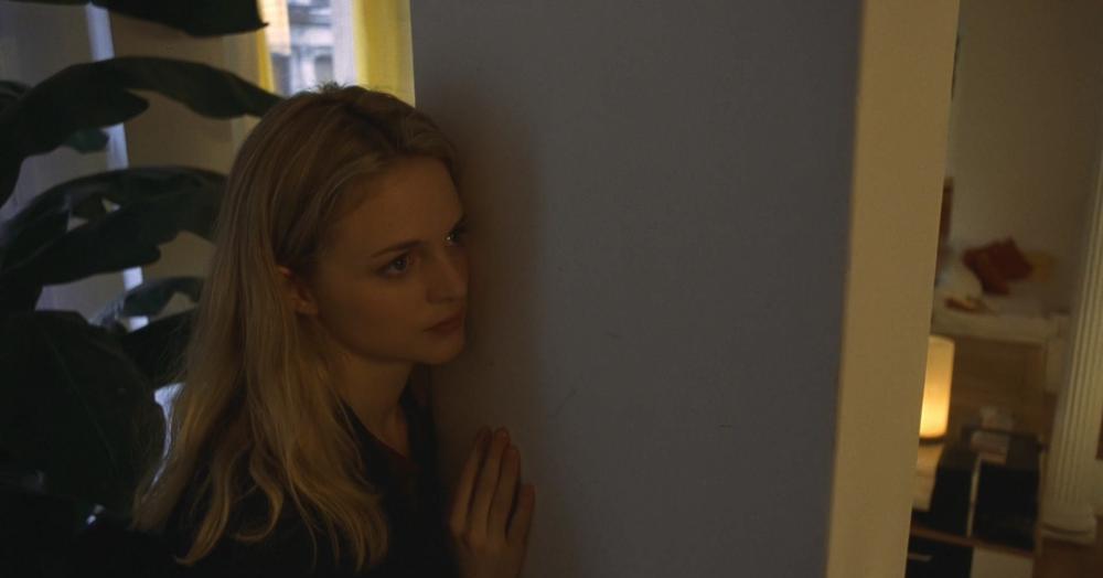Two.Girls.and.a.Guy.1997.1080p.BluRay.x264.DTS-FGT.mkv_20190906_213338.723.jpg