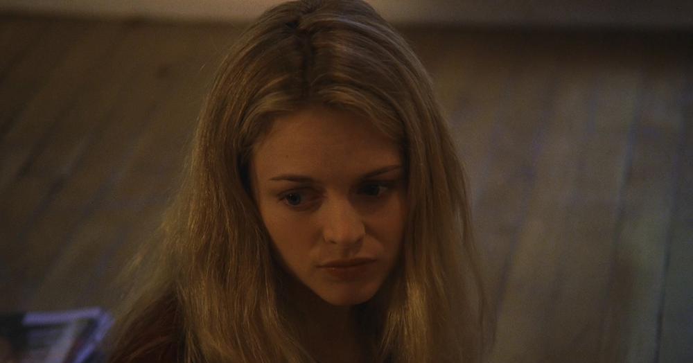 Two.Girls.and.a.Guy.1997.1080p.BluRay.x264.DTS-FGT.mkv_20190906_224259.479.jpg