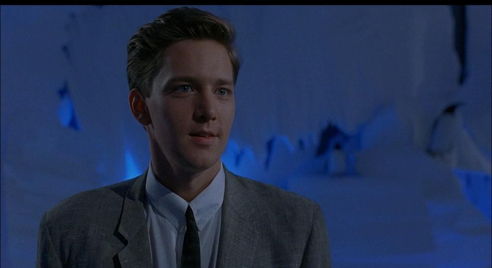Less.Than.Zero.1987.1080p.WEBRip.DD2.0.x2645-FGT.mkv_20191027_040051.604.jpg
