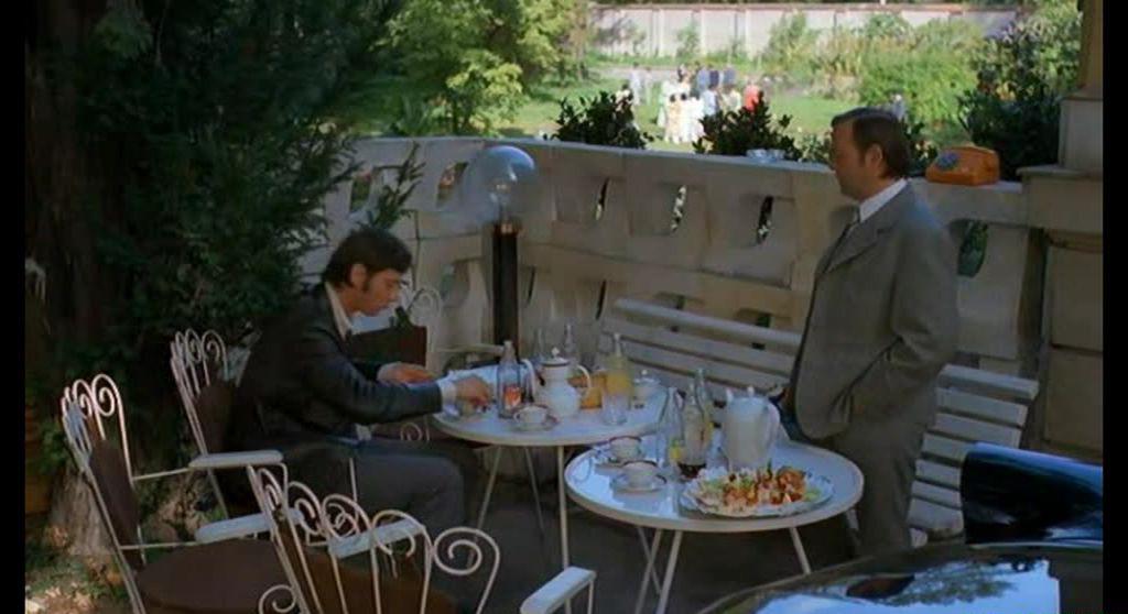 部长轿车的风波 Einfach Blumen aufs Dach&amp;#8206; (1979).mkv_20200807_170145.329.jpg