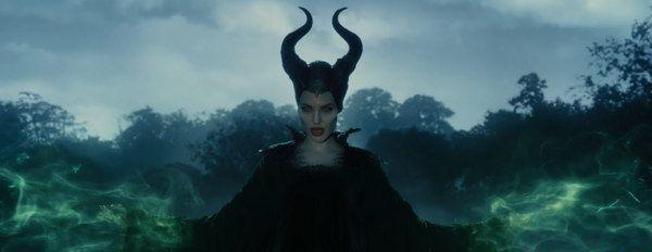 Maleficent.pdf_20201024_163843.100.jpg