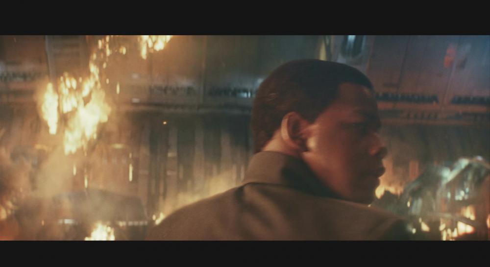 星球大战 8 最后绝地武士 Star.Wars.The.Last.Jedi.2017.1080P.HEVC.X265.High Efficiency V.jpg