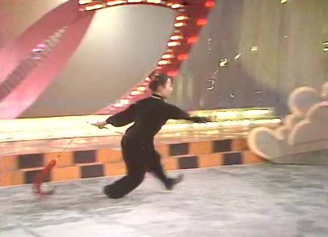 1983春节联欢晚会.mkv_20210219_214556.854.jpg