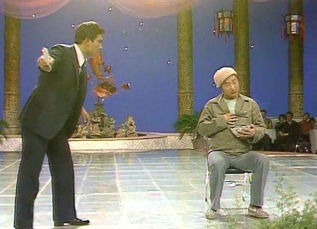 1984春节联欢晚会.mkv_20210219_220238.597.jpg