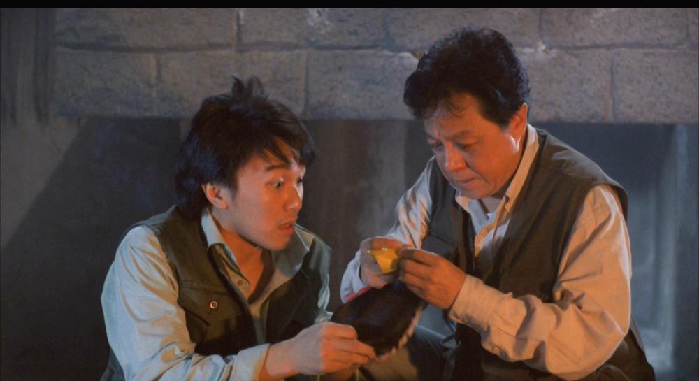 师兄撞鬼.Look.Out.Officer.1990.1080p.HKG.Blu-ray.AVC.LPCM.mkv_20210311_132423.531.jpg
