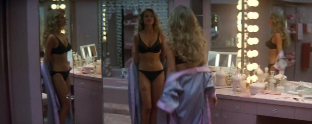 神秘美人局【双语特效全屏黑边显示】Looker.1981.1080p.BluRay.x265.10bit-Super8HD017.mkv_.jpg