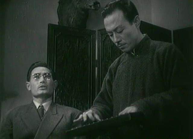 万家灯火1948.7.mp4_20210415_200106.675.jpg