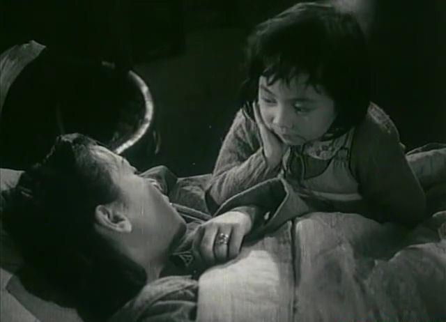 万家灯火1948.7.mp4_20210415_200148.568.jpg