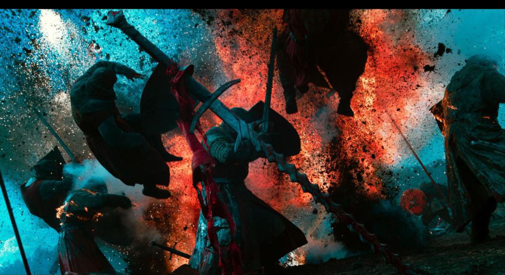 Transformers.The.Last.Knight.2017.2160p.BluRay.REMUX.HEVC.DTS-HD.MA.TrueHD.7.1.Atmos-E.jpg