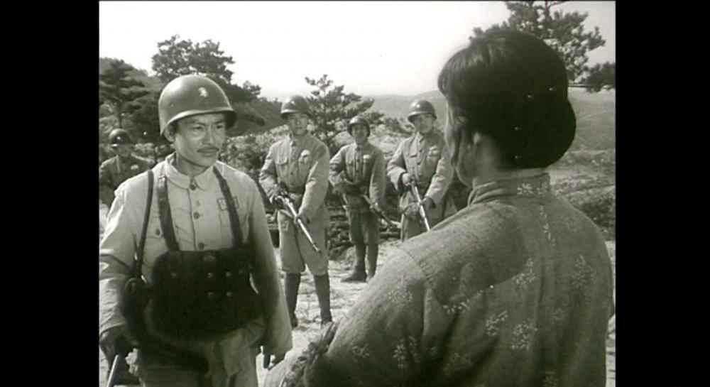女交通员.mkv_20210504_223311.864.jpg