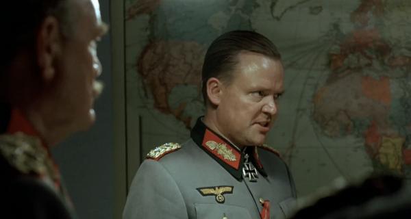 10068.【帝国陷落】二战·2004·德国·国语·中字·布鲁诺·甘茨·1080p-11.4G.mkv_16223386.png