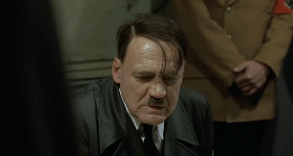 10068.【帝国陷落】二战·2004·德国·国语·中字·布鲁诺·甘茨·1080p-11.4G.mkv_16223385.png