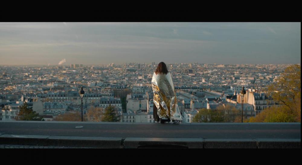 在巴黎的星空下.官方中字.Sous.Les.Etoiles.De.Paris.2020.HD1080P.X264.AAC-YYDS.mp4_20210.jpg