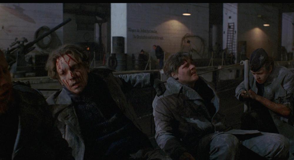 从海底出击.Das.Boot.1981.DC.GERMAN.1080p.BluRay.AVC.DTS-HD.MA.5.1-FGT.mkv_20210620_145.jpg