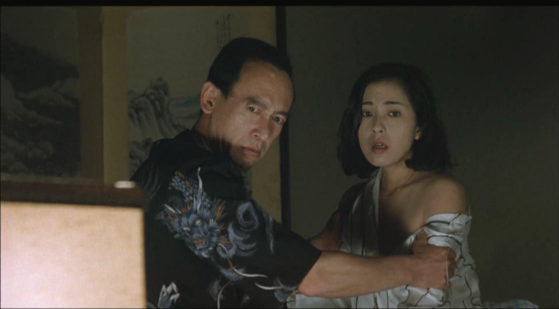 极道之妻 Yakuza Ladies (1986) - RAW [1080p] AAC X264-中文字幕.mkv_20210702_115137.518.jpg