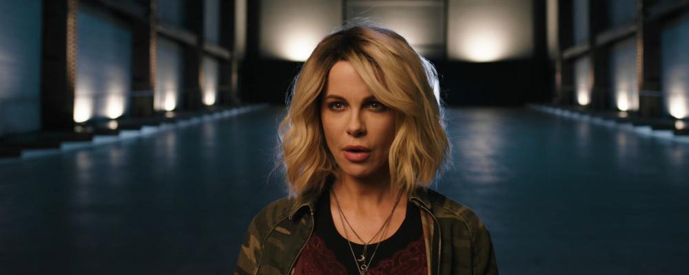 Jolt.2021.1080p.AMZN.WEB-DL.DDP5.1.H.264-CMRG.mkv_20210725_132659.522.jpg