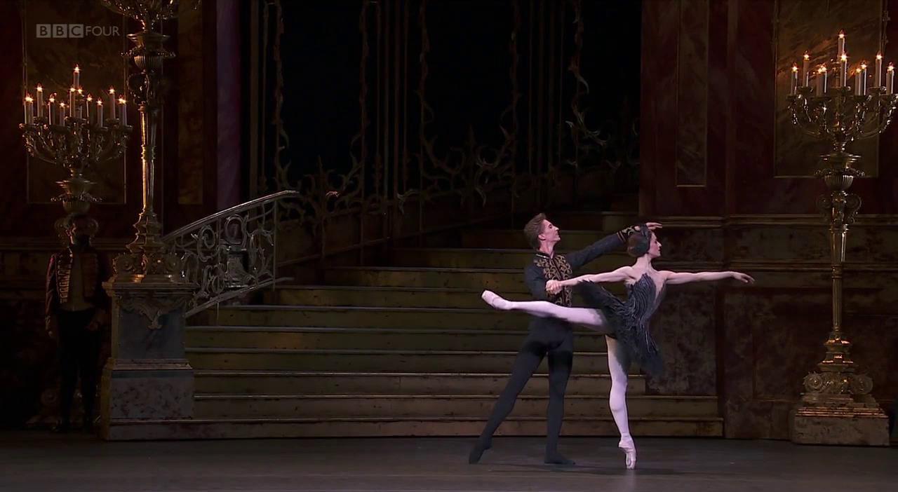 【英皇芭蕾舞团】天鹅湖 The Royal Ballet- Swan Lake 2018[01-36-57][20210814-152348309].jpg