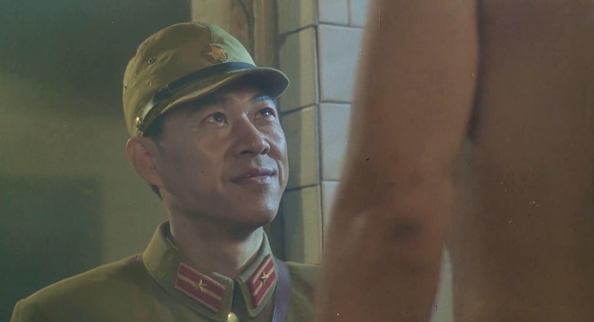 飞虎队.1995.1080P.国粤语.中字.mp4_20210831_210642.403.jpg