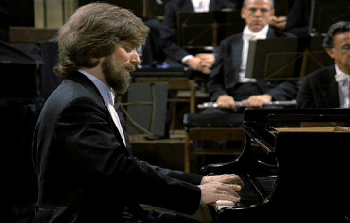 Beethoven.The.Piano.Concertos3,4,5.[Bernstein, Zimerman,Vienna Philharmonic].1989.X265.jpg