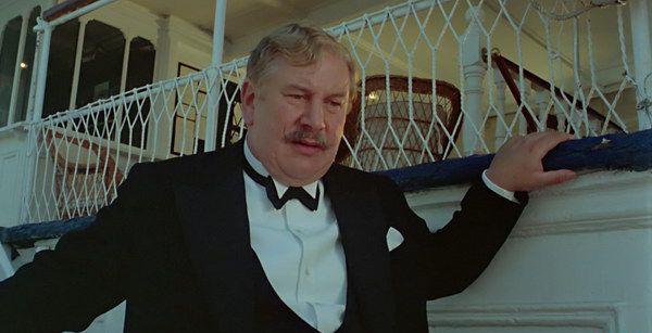 Death on the Nile.mkv_20211031_134041.572.jpg