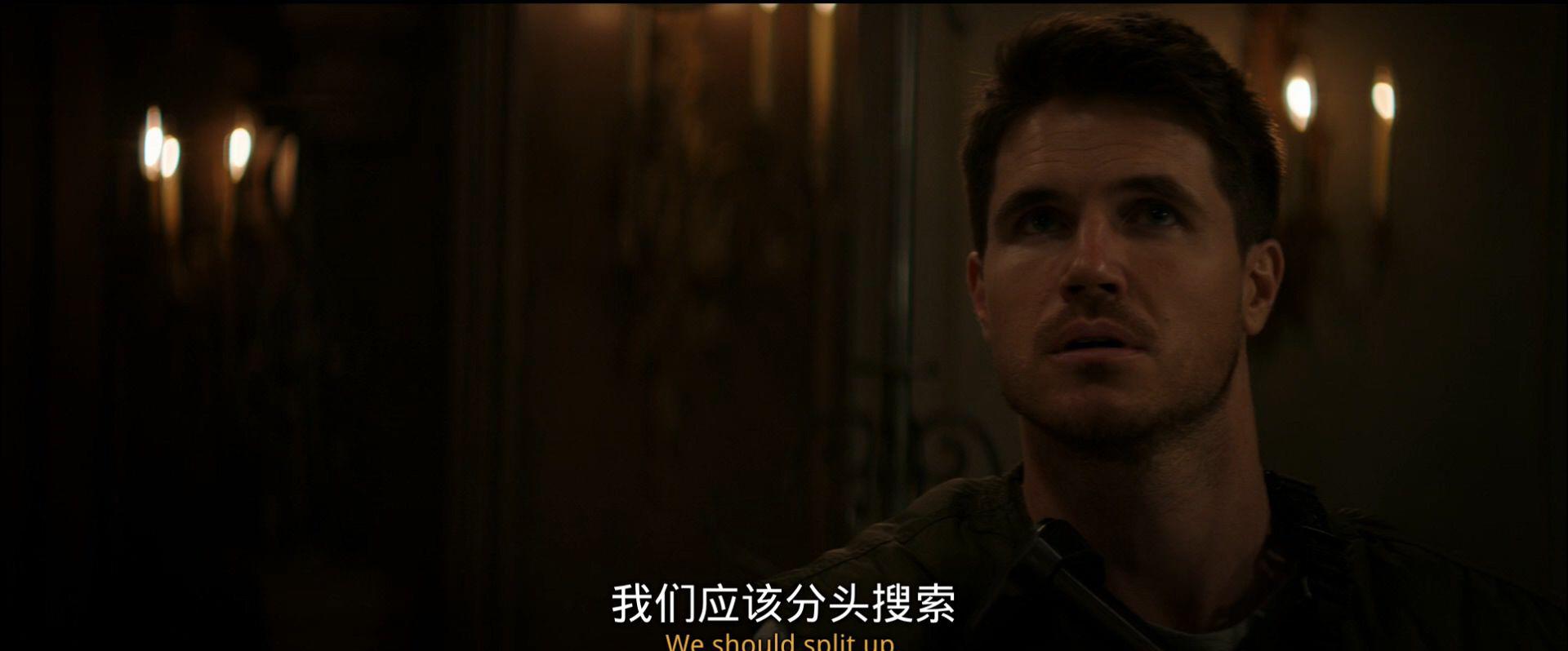 Resident.Evil.Welcome.to.Raccoon.City.2021.1080p.中英字幕.远鉴字幕组.mp4_20211221_2008.jpg