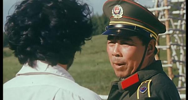 黄色别墅.mp4_1642745159719.png