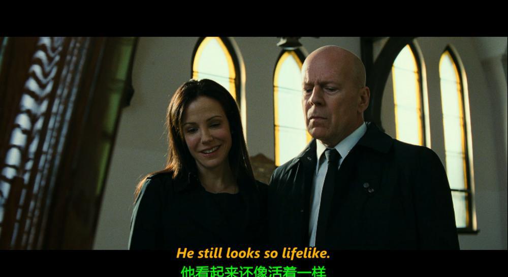 赤焰战场2.RED.2.2013.2160p.BluRay.x265.10bit.SDR.DTS-HD.MA.TrueHD.7.1.mkv_20220305_105.jpg