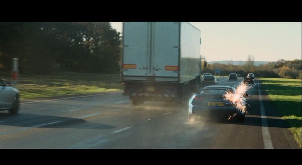赤焰战场2.RED.2.2013.2160p.BluRay.x265.10bit.SDR.DTS-HD.MA.TrueHD.7.1.mkv_20220305_110.jpg