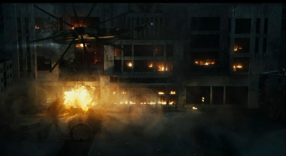 虎胆龙威5.A.Good.Day.to.Die.Hard.2013.2in1.Extended.BluRay.1080p.AVC.DTS-HD.MA.7.1-DIY.jpg