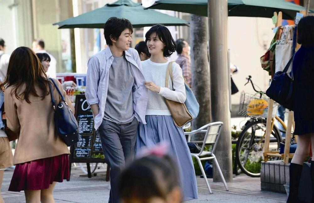 寄生兽真人版2.Parasyte.Part.2.2015.720p.BluRay.x264-WiKi-4.7GB.mkv-1.jpg
