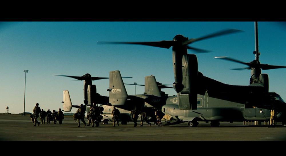 变形金刚1.Transformers.I.2007.Blu-ray.1080p.AVC.TrueHD5.1-CMCT.mkv_20220421_174805.478.jpg