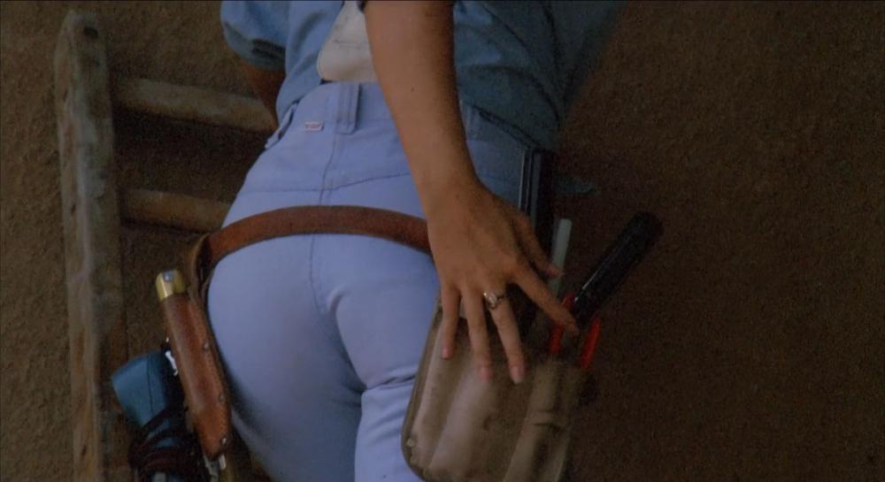 电钻狂魔 The Slumber Party Massacre 1982 国英双语中字.mkv_snapshot_00.04.43.051_[2022..jpg